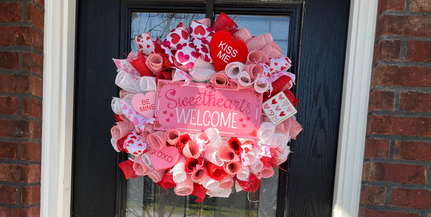 Sweethearts Welcome Wreath